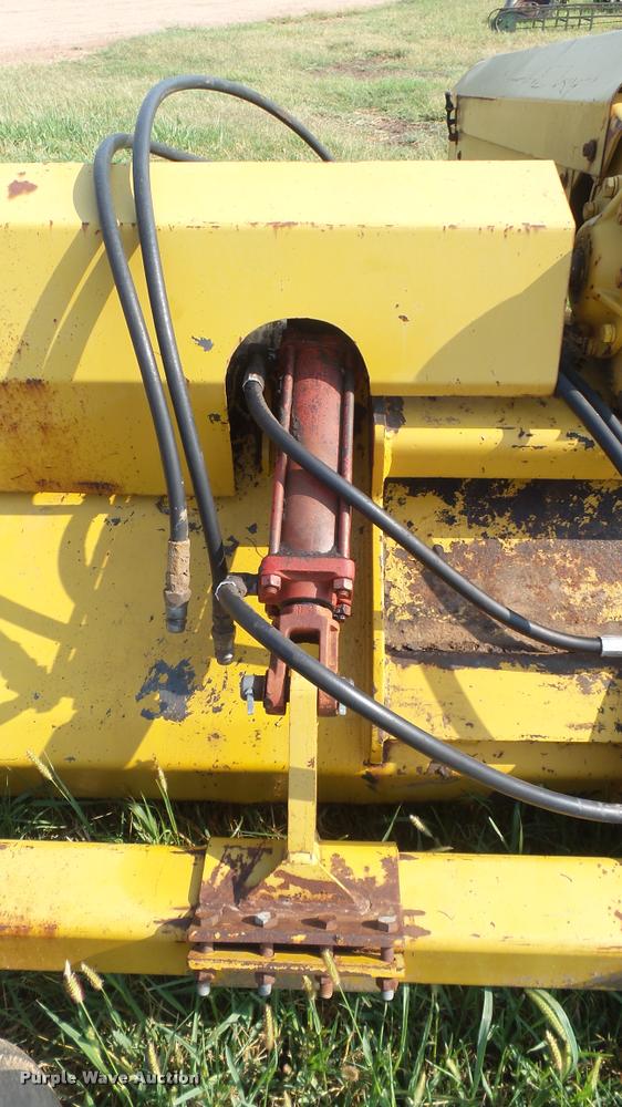 image for item DR9477 Dandl row crop shredder