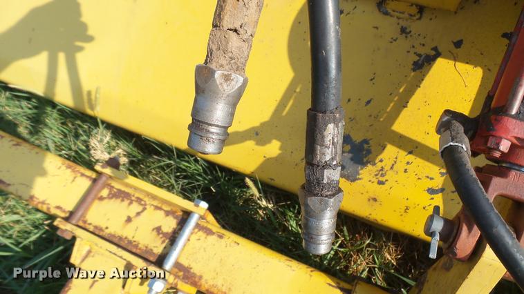 image for item DR9477 Dandl row crop shredder