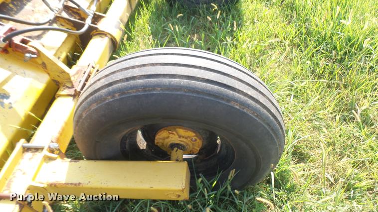 image for item DR9477 Dandl row crop shredder