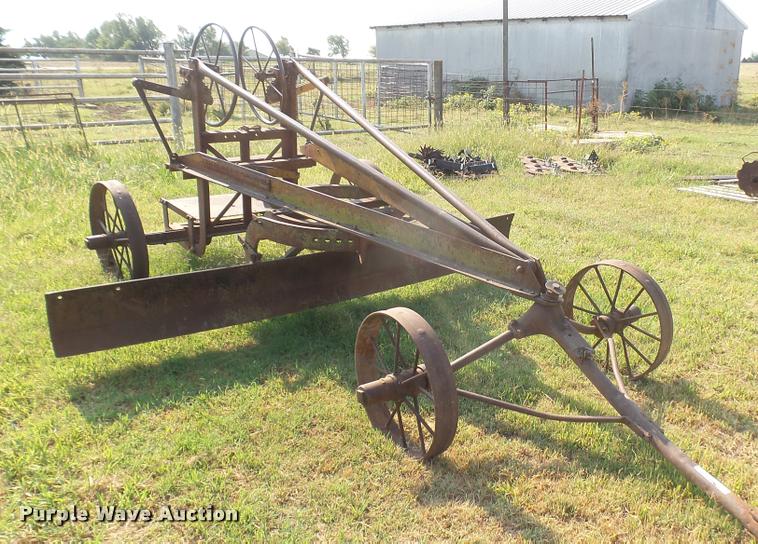 image for item DR9483 Adams Road Patrol #6 grader