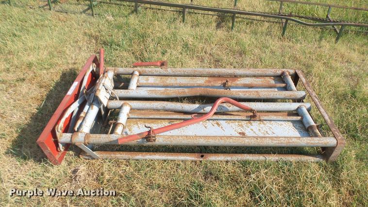 image for item DR9484 Filson head gate