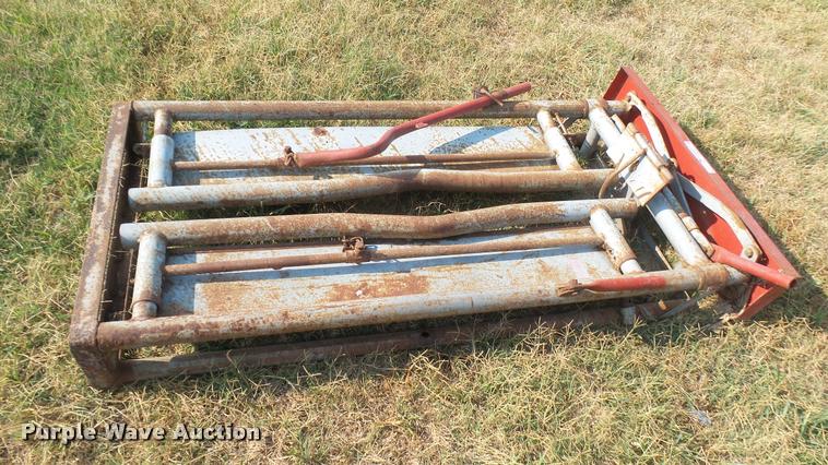 image for item DR9484 Filson head gate