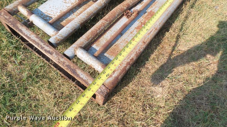 image for item DR9484 Filson head gate