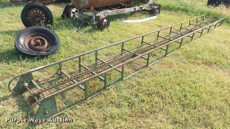 image for item DR9485 Hay conveyor