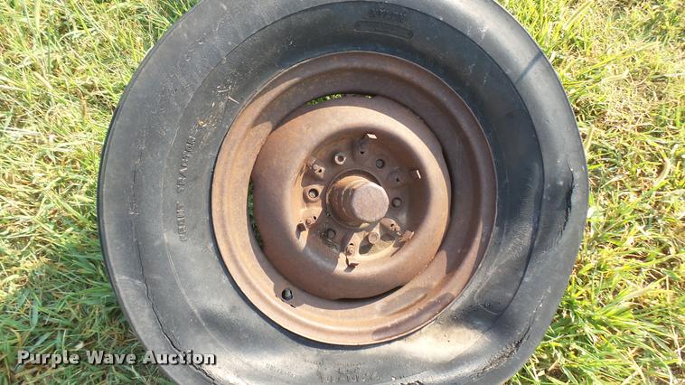 image for item DR9486 Truck axle