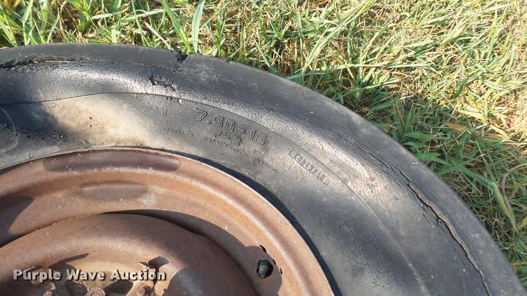 image for item DR9486 Truck axle