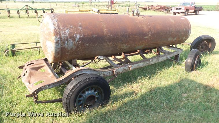image for item DR9487 Propane tank trailer