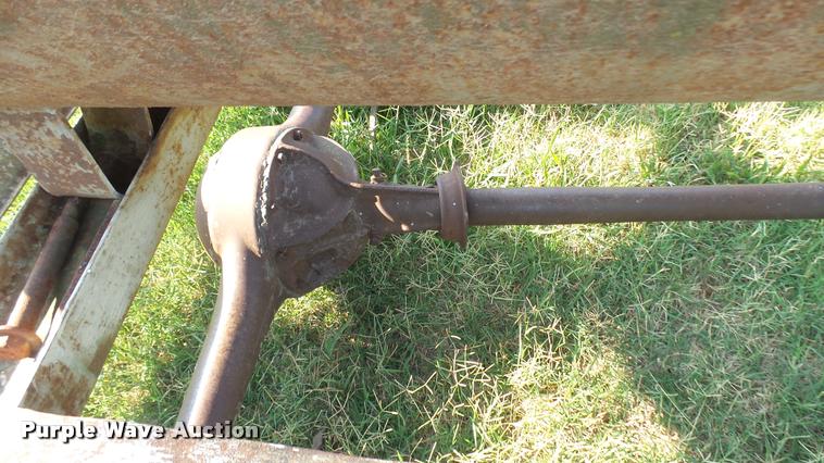 image for item DR9487 Propane tank trailer