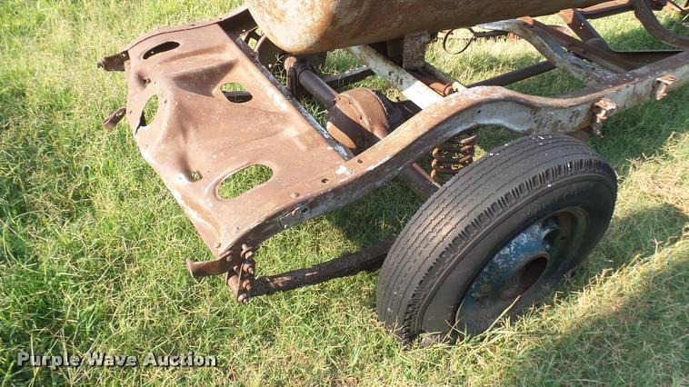 image for item DR9487 Propane tank trailer