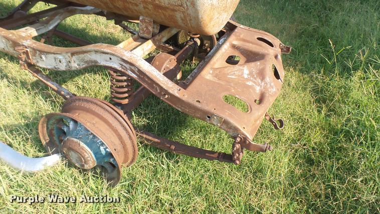 image for item DR9487 Propane tank trailer