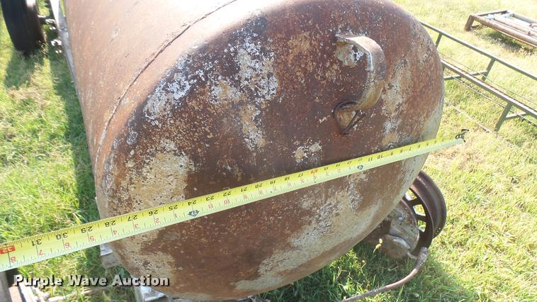 image for item DR9487 Propane tank trailer