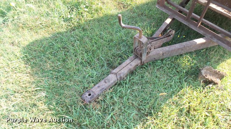 image for item DR9488 New Idea manure spreader