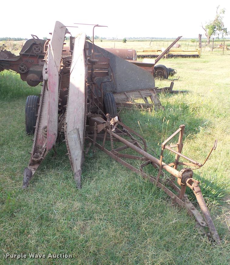 image for item DR9489 McCormick-Deering corn binder