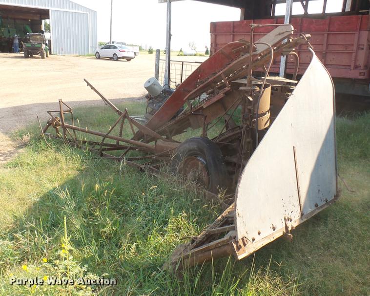 image for item DR9489 McCormick-Deering corn binder