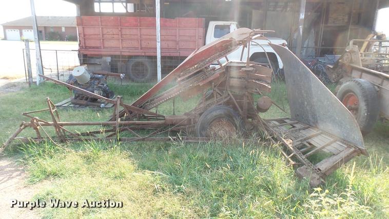 image for item DR9489 McCormick-Deering corn binder