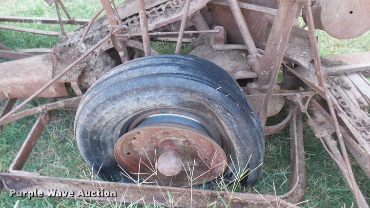 image for item DR9489 McCormick-Deering corn binder