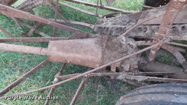 image for item DR9489 McCormick-Deering corn binder