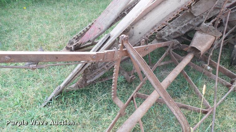 image for item DR9489 McCormick-Deering corn binder