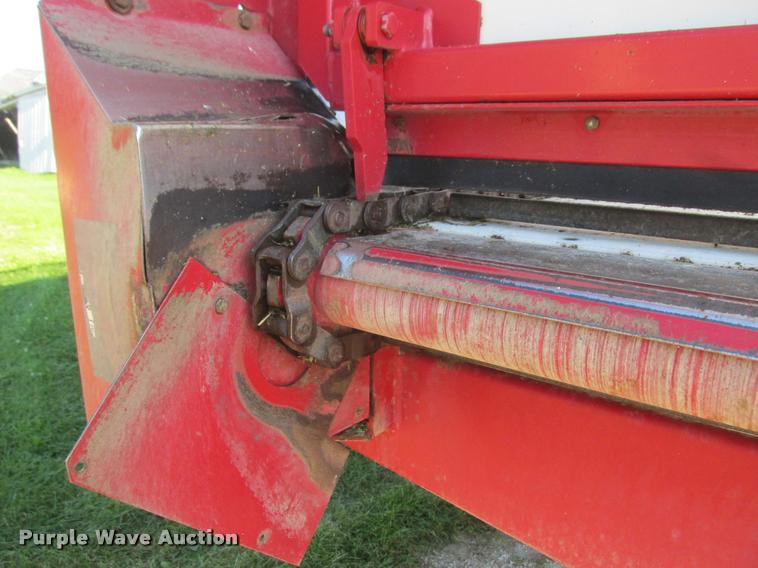 image for item K6119 1997 Freightliner FLD112SD silage truck
