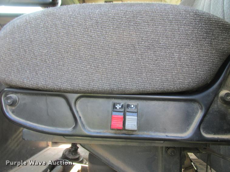 image for item K6119 1997 Freightliner FLD112SD silage truck