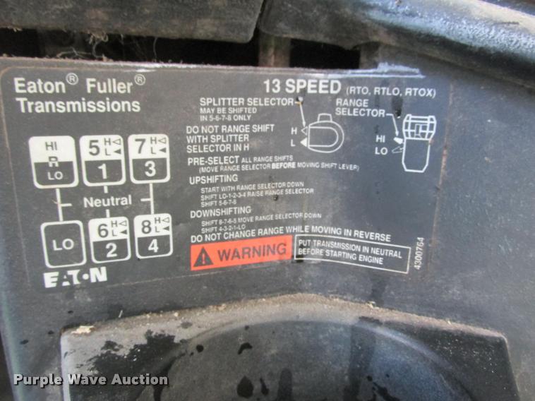 image for item K6119 1997 Freightliner FLD112SD silage truck