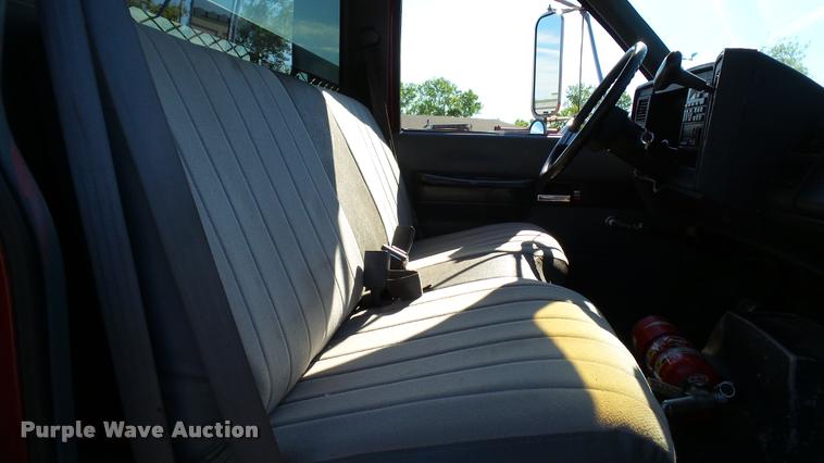 image for item DA1182 1990 GMC TopKick ramp truck