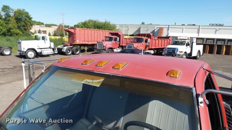 image for item DA1182 1990 GMC TopKick ramp truck