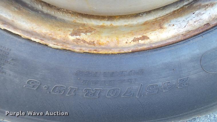 image for item DA1182 1990 GMC TopKick ramp truck