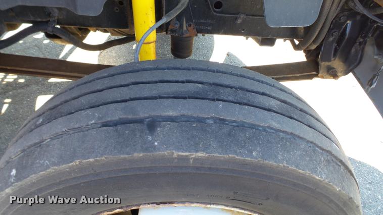 image for item DA1182 1990 GMC TopKick ramp truck