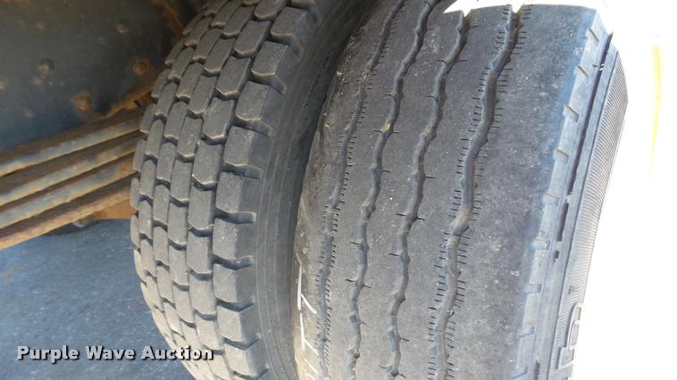 image for item DA1182 1990 GMC TopKick ramp truck