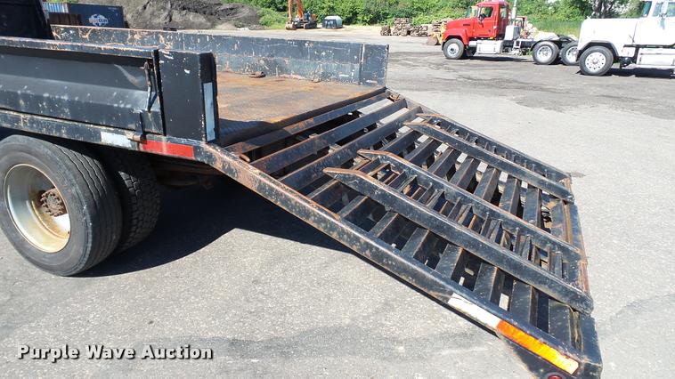 image for item DA1182 1990 GMC TopKick ramp truck