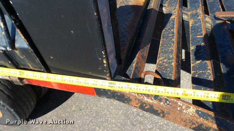 image for item DA1182 1990 GMC TopKick ramp truck