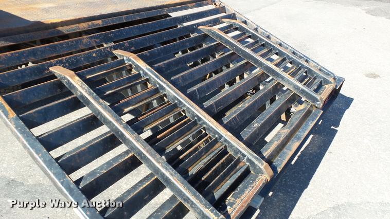 image for item DA1182 1990 GMC TopKick ramp truck