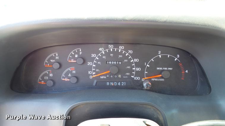 image for item DA1183 2005 Ford F650 Super Duty XLT service truck with crane