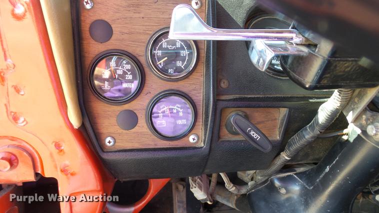 image for item DA1184 1983 Mack RS686LS dump truck