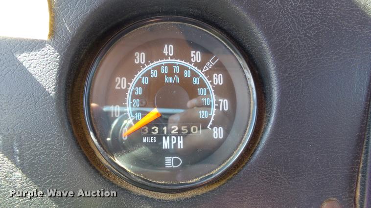 image for item DA1184 1983 Mack RS686LS dump truck