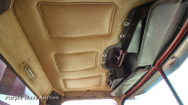 image for item DA1184 1983 Mack RS686LS dump truck