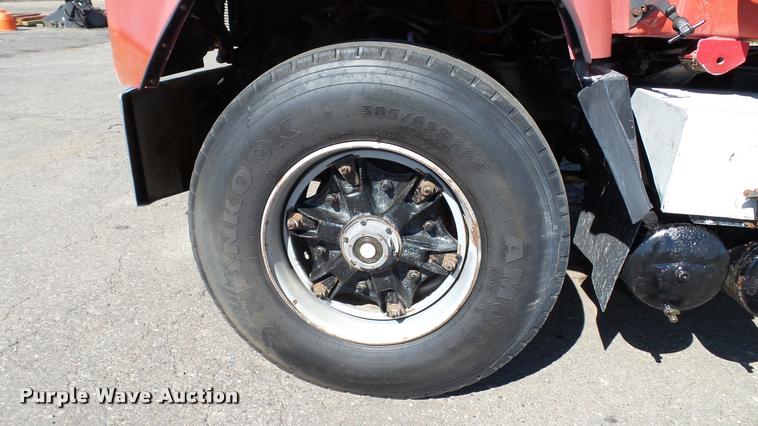 image for item DA1184 1983 Mack RS686LS dump truck