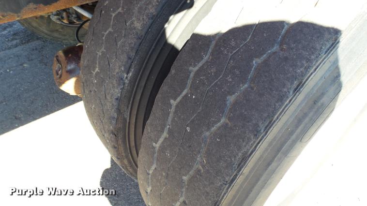 image for item DA1184 1983 Mack RS686LS dump truck