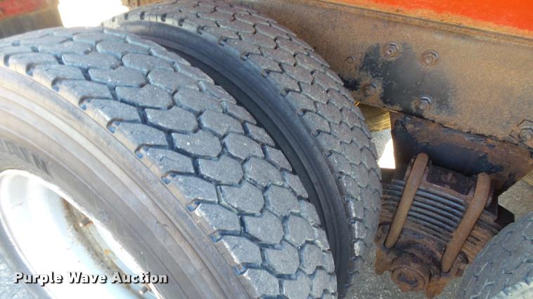 image for item DA1184 1983 Mack RS686LS dump truck