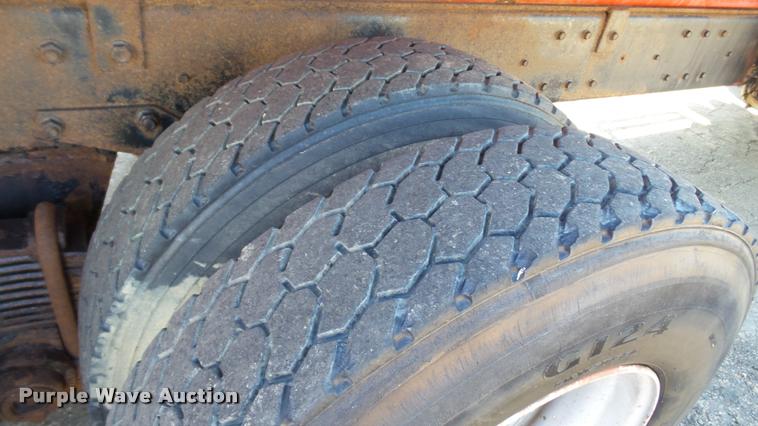 image for item DA1184 1983 Mack RS686LS dump truck