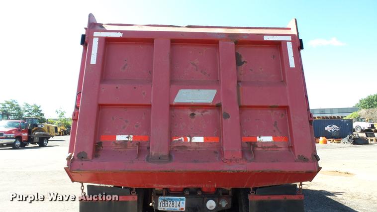 image for item DA1184 1983 Mack RS686LS dump truck