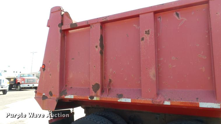image for item DA1184 1983 Mack RS686LS dump truck