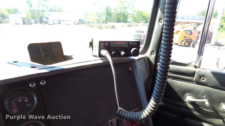 image for item DA1185 1987 Mack RS686LS dump truck