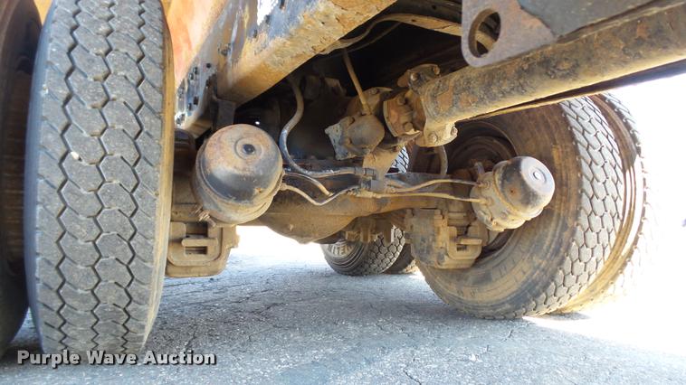 image for item DA1185 1987 Mack RS686LS dump truck