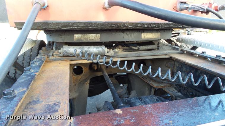 image for item DA1186 1991 Mack RW713 semi truck