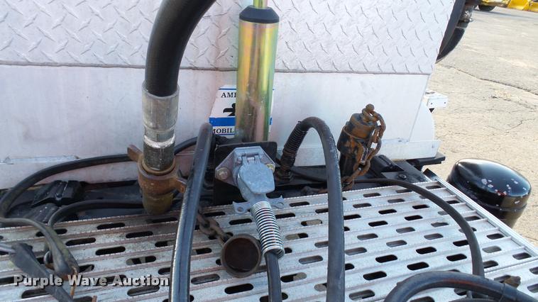 image for item DA1186 1991 Mack RW713 semi truck