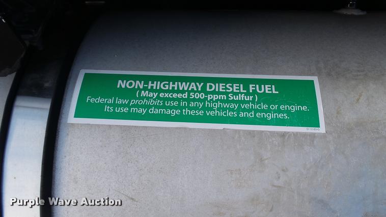 image for item DA1186 1991 Mack RW713 semi truck