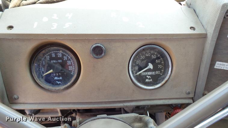 image for item DA1189 1974 Mack tank truck