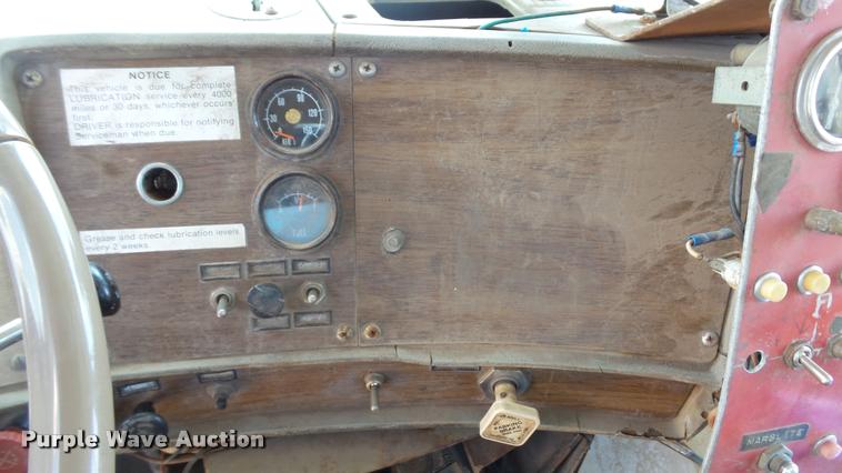 image for item DA1189 1974 Mack tank truck